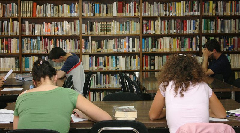 estudiantes para maria