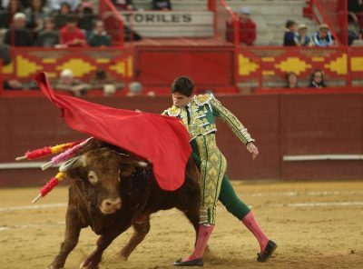 toros sabado 3