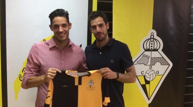 ÁLVARO GÓMEZ REY Presentación