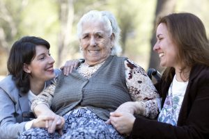 ABUELOS-22-de-25-300x200