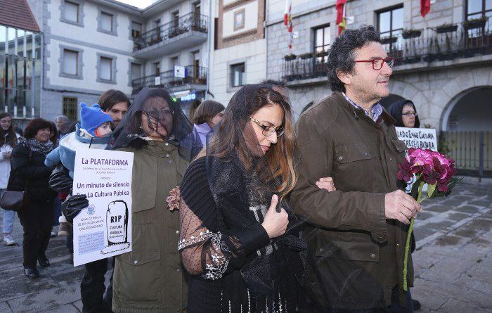 protesta escuela musica collado mediano