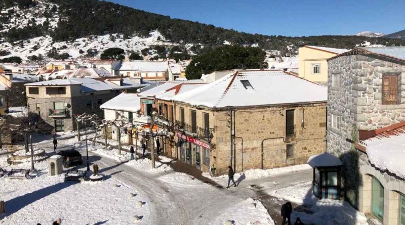 Moralzarzal-nevado-1