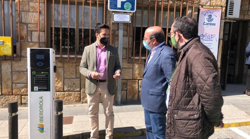 inauguracion puntos carga vehiculos electricos