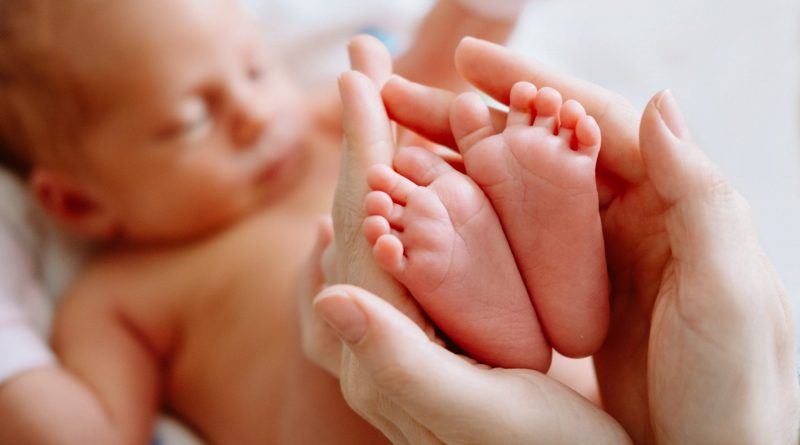 Ayudas por nacimiento o adopción