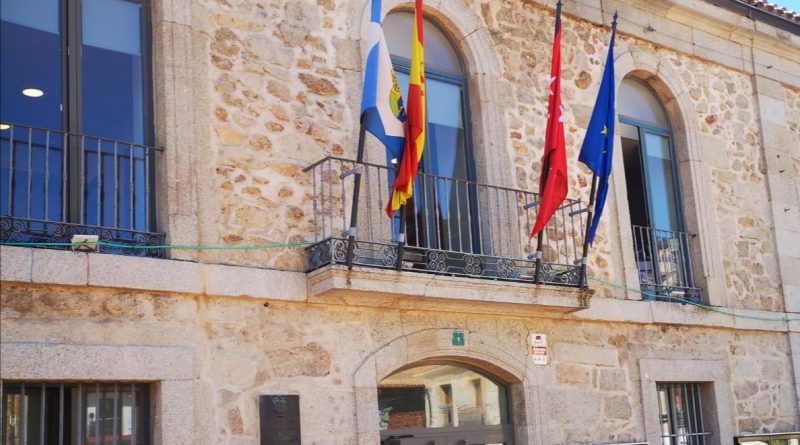 ayuntamiento Valdemorillo fachada principal