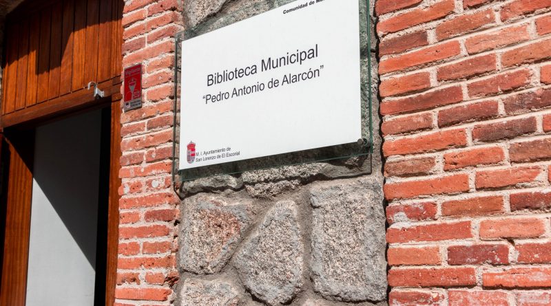 Biblioteca Municipal de San Lorenzo de El Escorial (4)