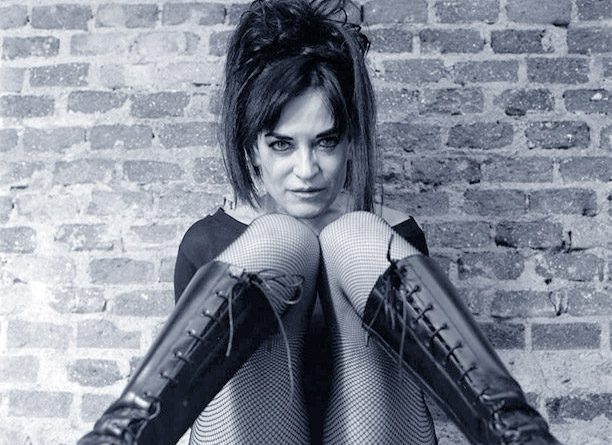 ana-curra