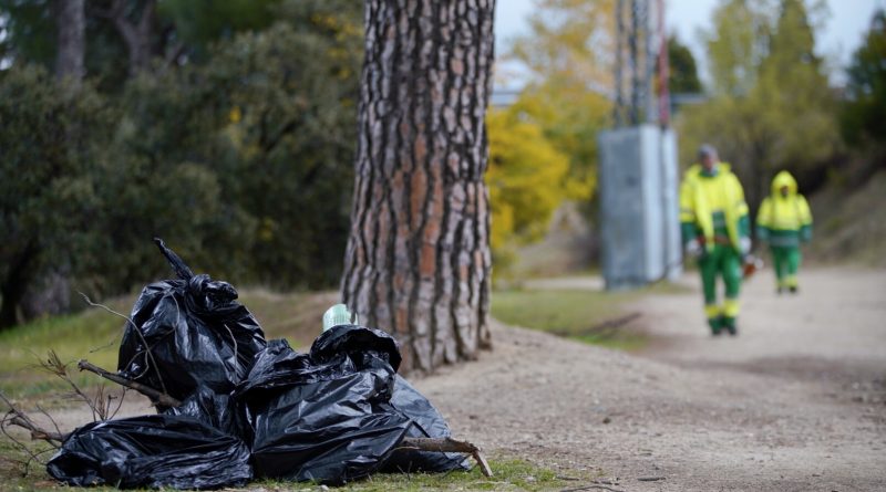 RECOGIDA BASURA DEHESA 2