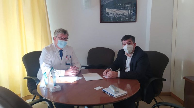 Alcalde-director-hospital3