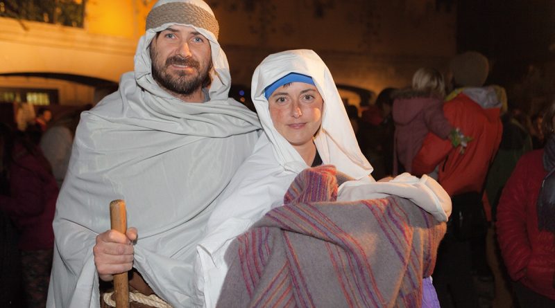 beln-viviente-mataelpino-2015-foto-35_23769576882_o